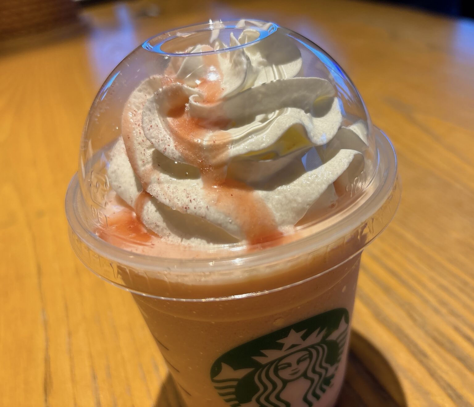 スタバ春新作白桃と桜わらびもちフラペチーノのおすすめカスタム7選を公開｜カロリーは？いつまで発売？
